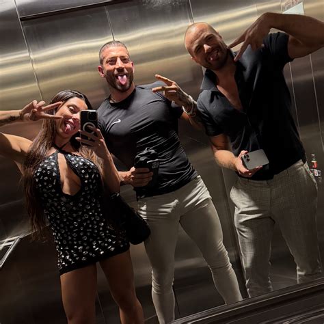 luiza marcsto|(@luizamarcatoof) • Instagram photos and videos.